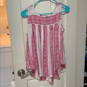 Gap Embroidered Pink tank